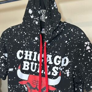Men’s SML Chicago Bulls Shirt Sleeve Hoodie